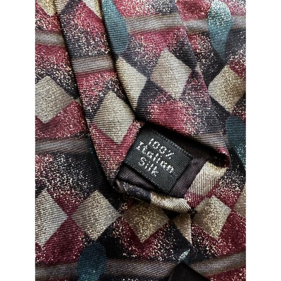 Vintage JT Beckett Purple Geometric 80s Silk Necktie - Picture 4 of 4